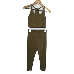 Girlfriend Collective HIGH RISE SEAMLESS LEGGING and Bra Set - FERN Olive Medium